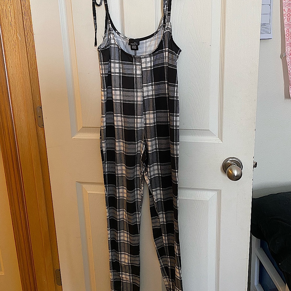 Rue 21 Size Medium